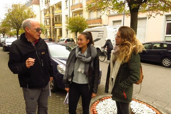 Tour durch den Stadtteil Stühlinger Bildnachweis: © 4Ws Netdesign Tour durch den Stadtteil Stühlinger Bildnachweis: © 4Ws Netdesign