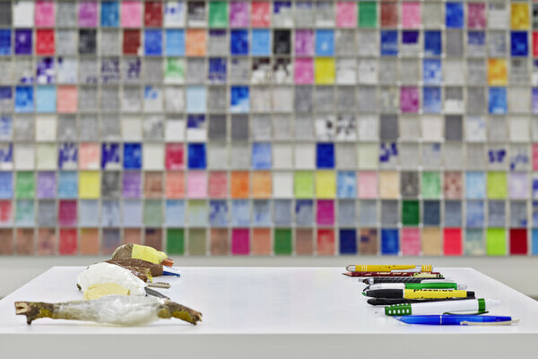 Ausstellungsansicht Spurensuche im PEAC Museum mit Werken von Florian Thate, Bildnachweis: ©Bernhard Strauss Ausstellungsansicht Spurensuche im PEAC Museum mit Werken von Florian Thate, Bildnachweis: ©Bernhard Strauss